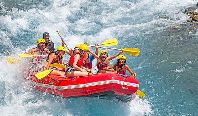 blog-white-water-raft