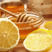 Lemon and honey for younger skin