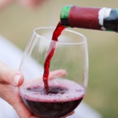 4 Health Benefits of Drinking Wine