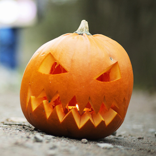 Kid-Friendly Reminders for a Safe Halloween - MeMD