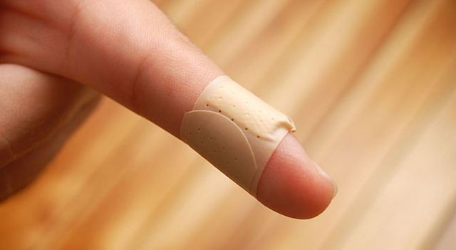 blog-why-paper-cuts-hurt